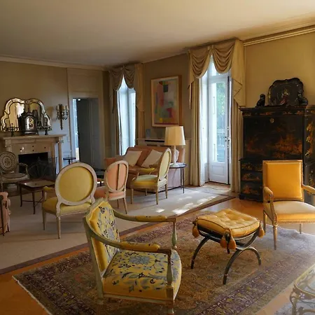 Chateau De Lavigny